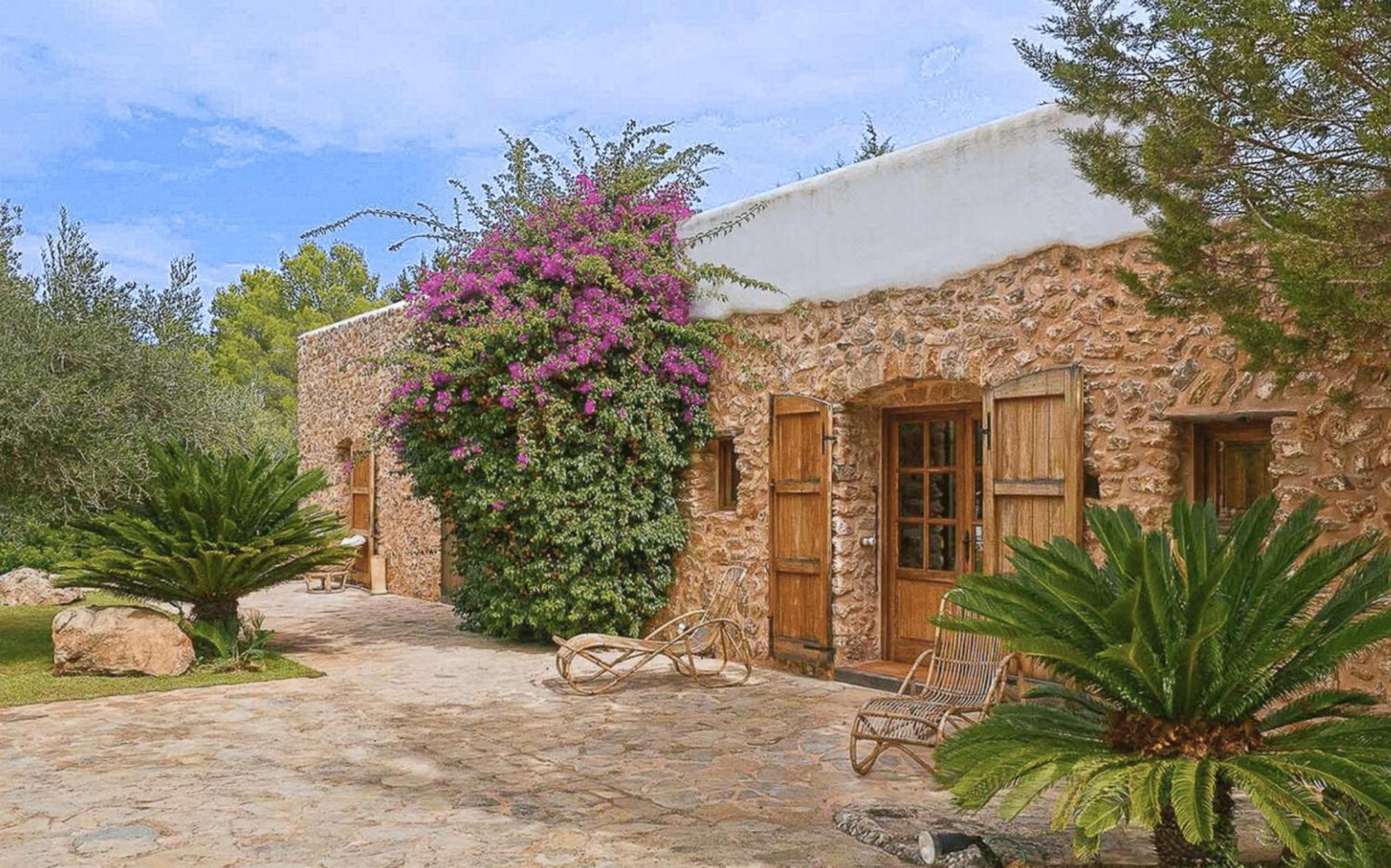 La Finca Agroturismo Can Bet سانتا أيُلاريا ذيس ريو المظهر الخارجي الصورة