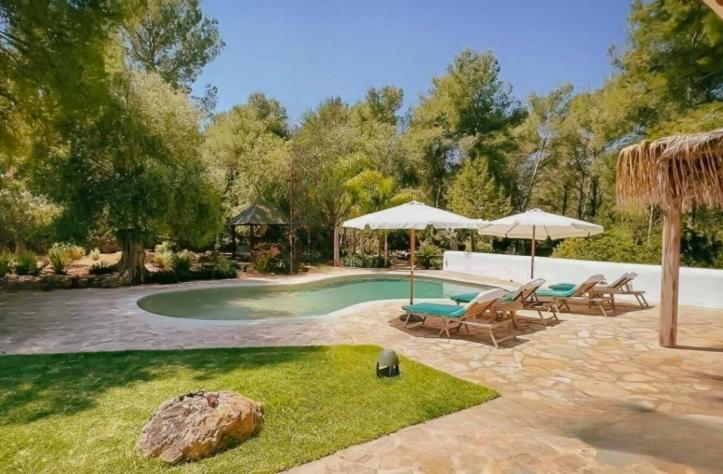 La Finca Agroturismo Can Bet سانتا أيُلاريا ذيس ريو المظهر الخارجي الصورة