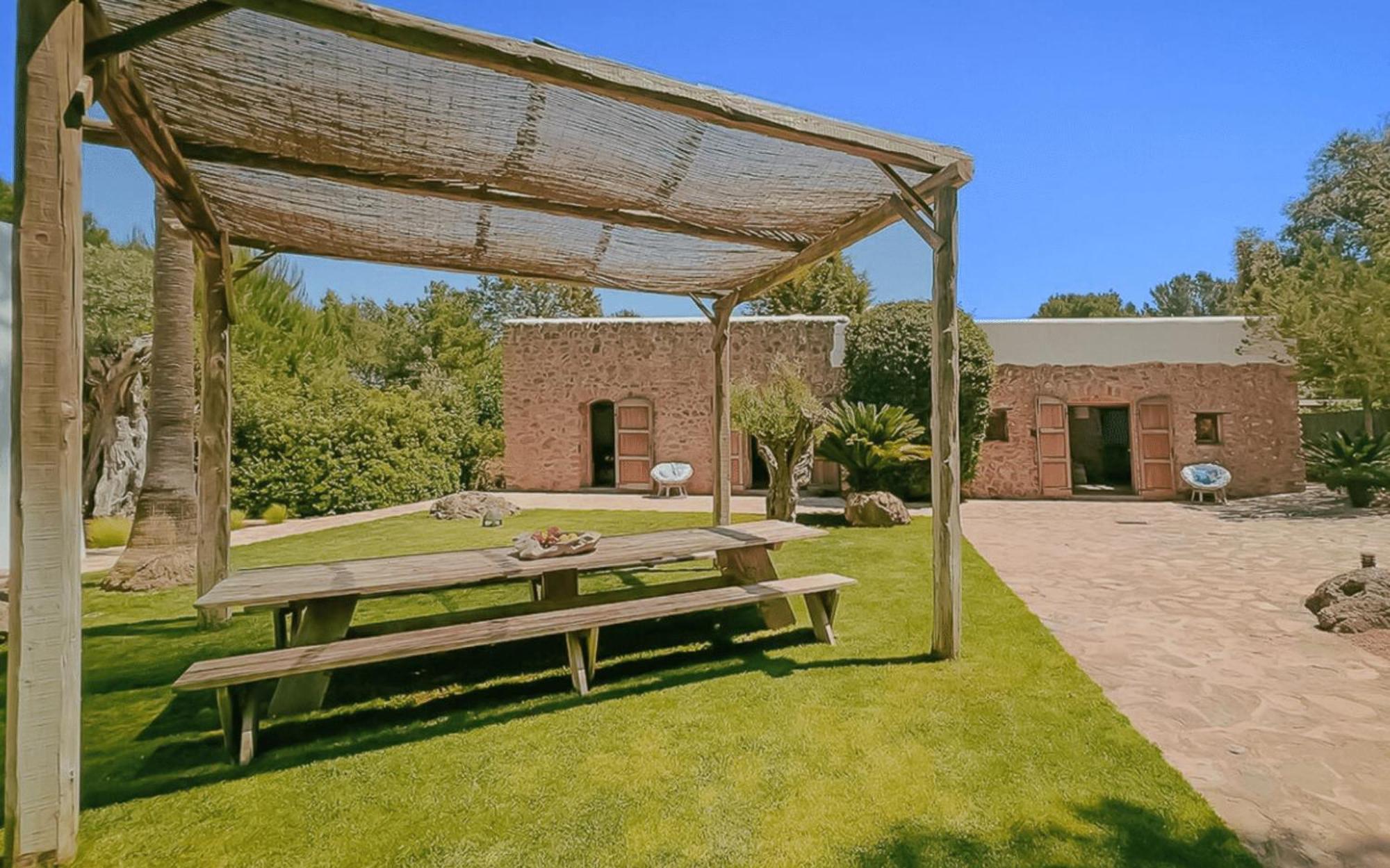 La Finca Agroturismo Can Bet سانتا أيُلاريا ذيس ريو المظهر الخارجي الصورة